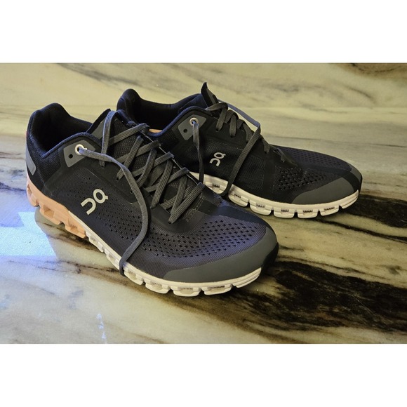 On Cloud Flow Women's Running Shoes Size 9, Black/White/Peach, Athletic Sneaker - Picture 2 of 11